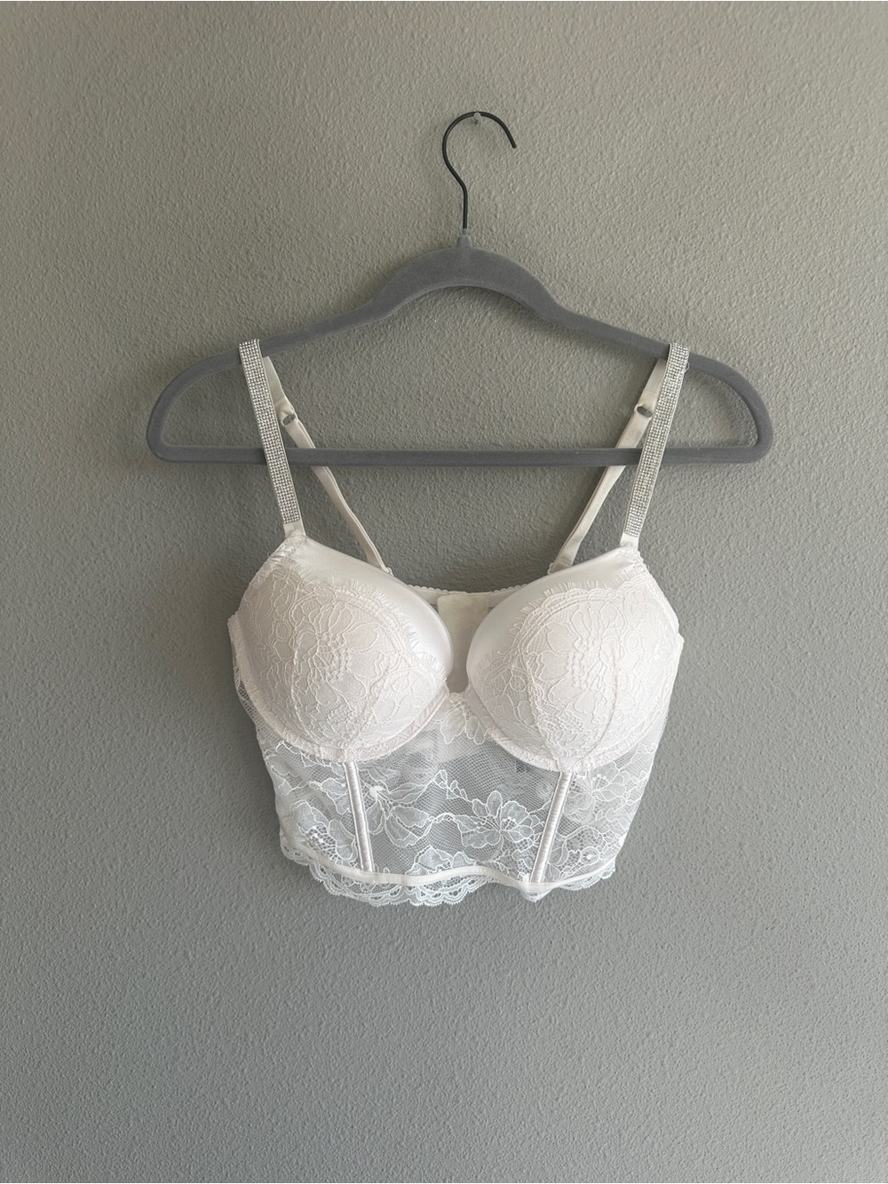 Victoria's Secret White Lace Longline Very Sexy Push-Up Bra 36C
